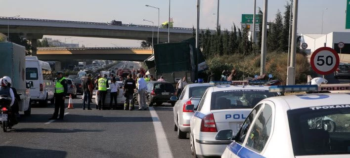 Οι δρόμοι-καρμανιόλες της Αττικής -19 νεκροί μέσα σε έναν μήνα (βίντεο)